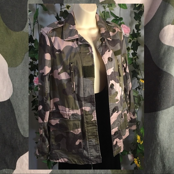 *H&M Divided* Pale pink camo military style jacket - Picture 3 of 9